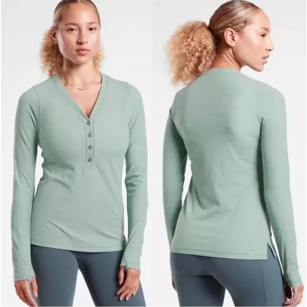 Athleta Uptempo Ribbed Henley Top Sea foam Green XL